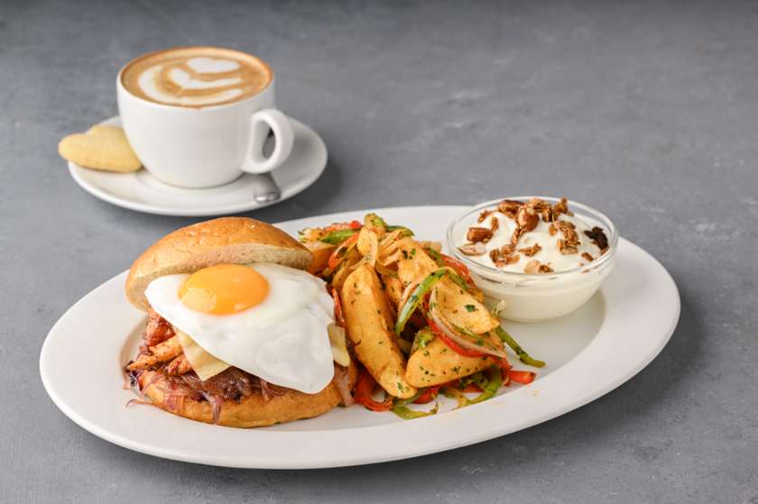 Fully Loaded Breakfast Bagel Combo(BBQ Chicken)