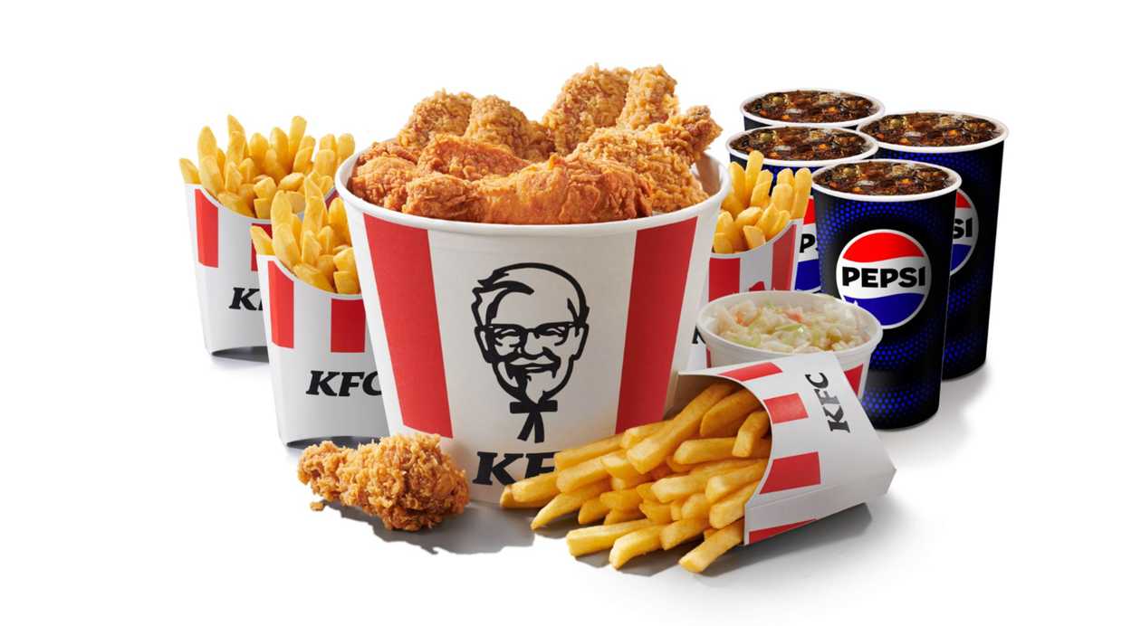 Οικογενειακή Γιορτή + 4 Ποτά