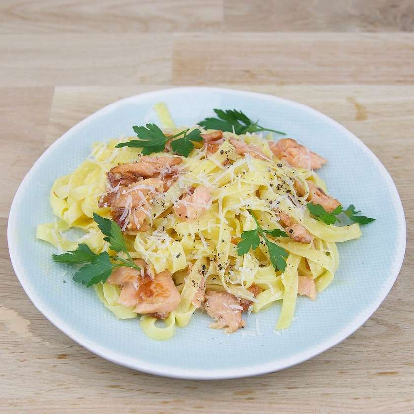 Tagliatelle s kuřecím masem