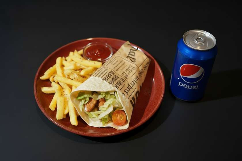 Wrapas su Traškia Vištiena + Fri + Pepsi