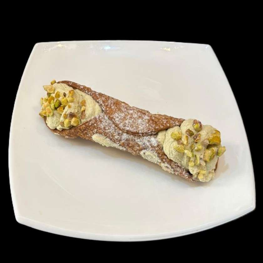Cannoli fistic