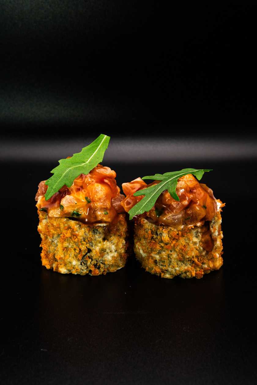 Sake Tartare Maki
