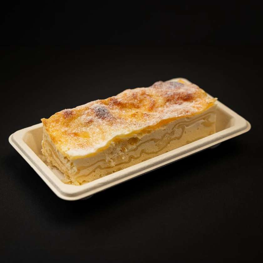 Placinta de casa cu iaurt si stafide