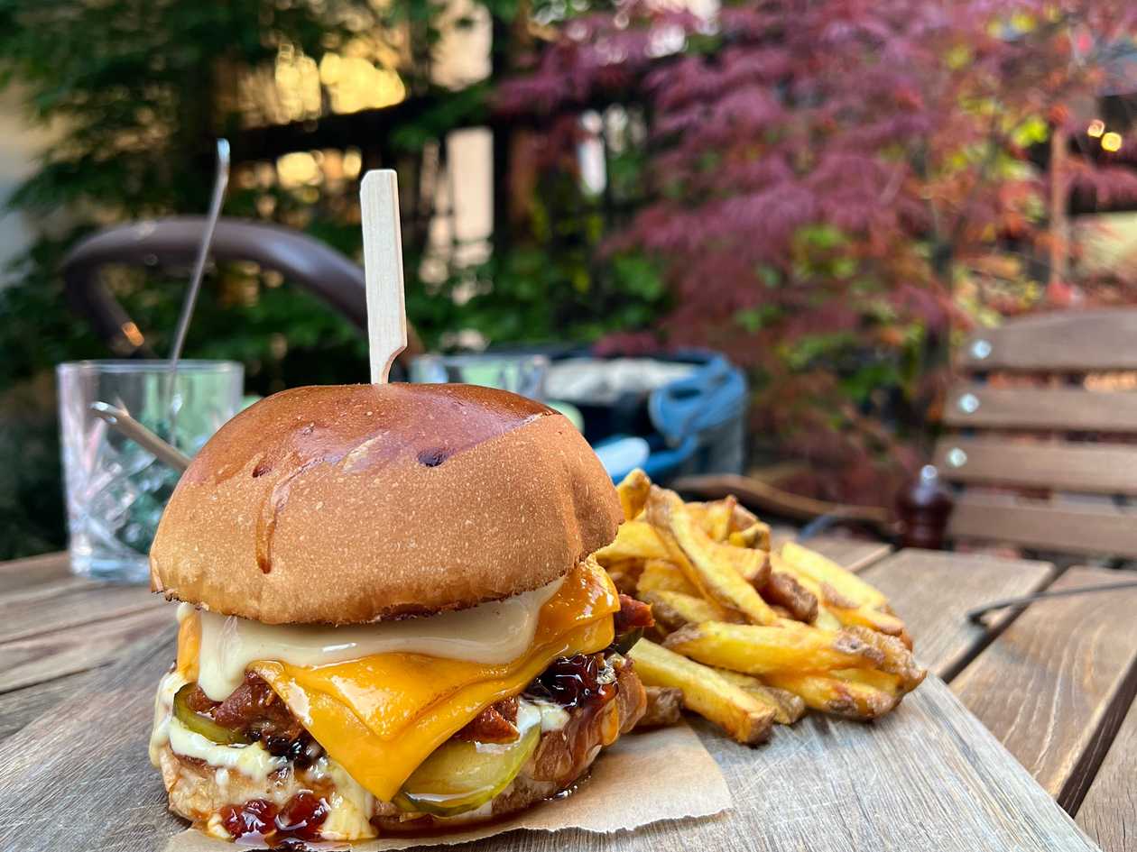 Pulled Pork Burger MENU