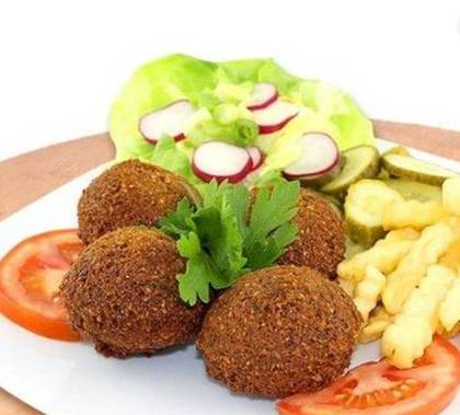 Falafel la farfurie