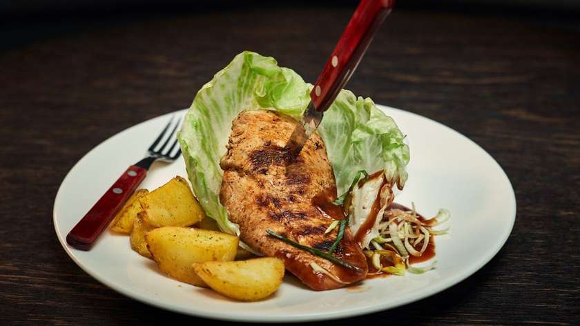 Grilled chicken with oven baked potatoes