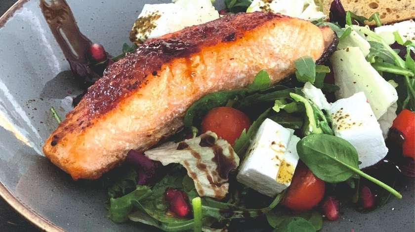 Salad with grilled salmon