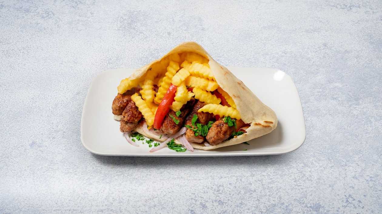 Χοιρινό Μιξ με Κυπριακές Σεφταλιές