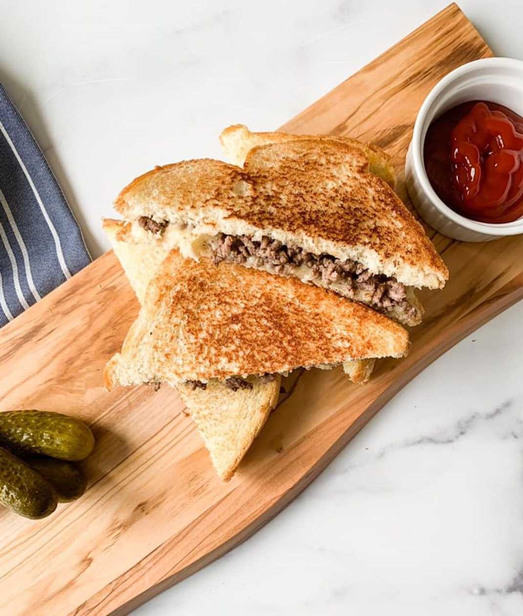 4 Slice Toasted Ground Beef with 2 cheese Sandwich