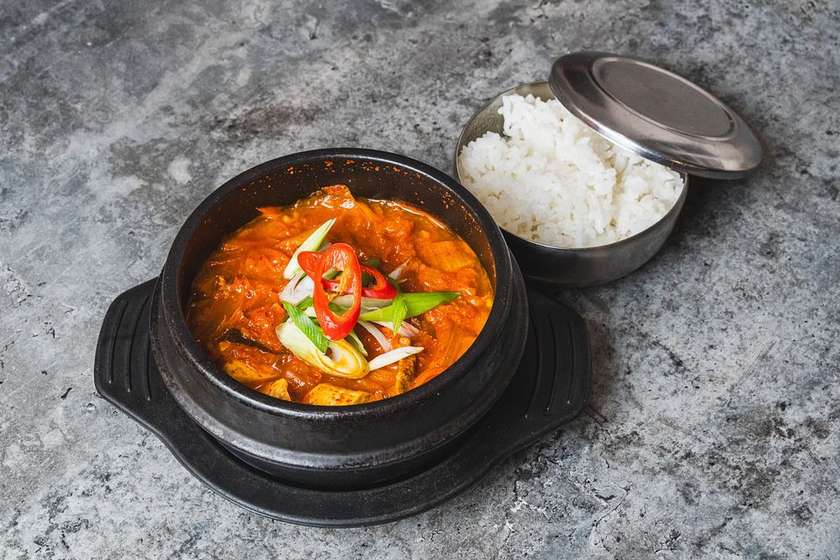 Kimchi-jigae
