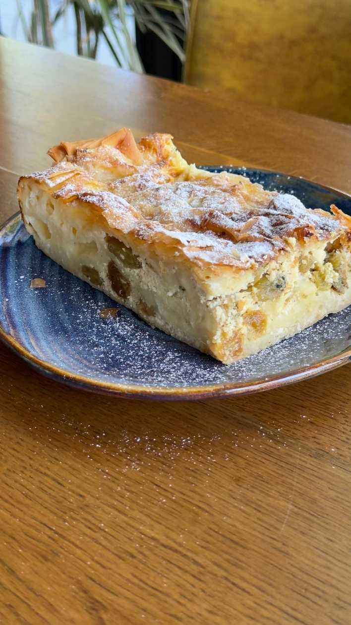 Placinta cu branza dulce