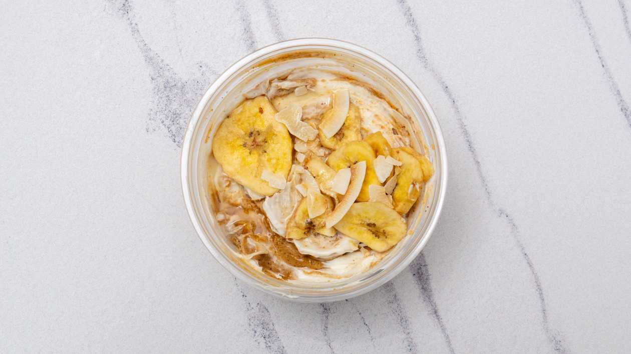 Peanut Butter, Chia, Crispy Banana Yoghurt Pot
