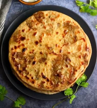 27. Aloo Paratha