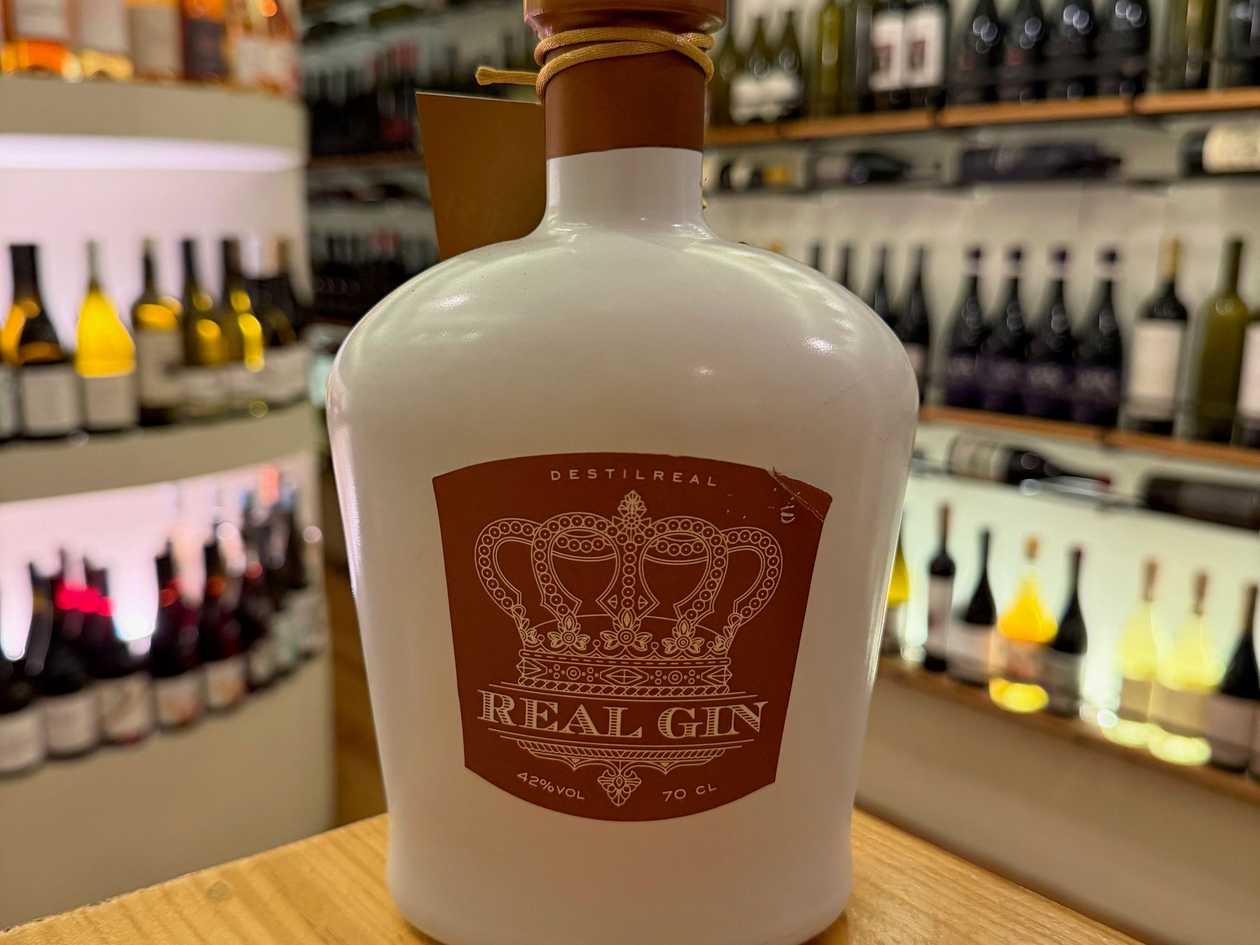 Real Gin moscatel