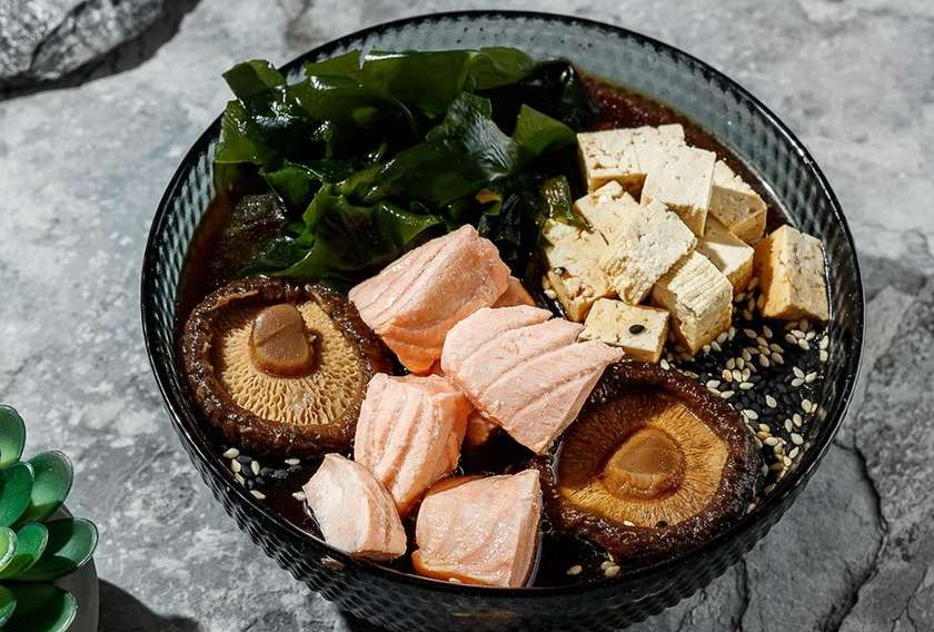 Miso cu Somon