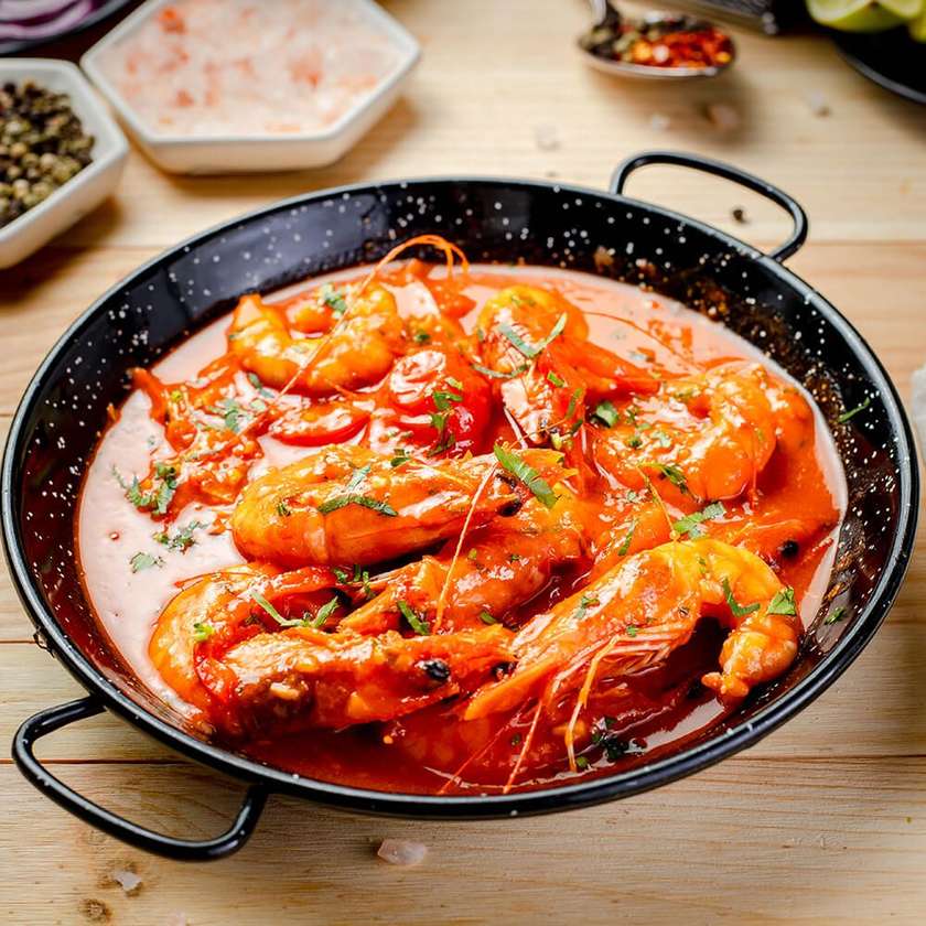 Tigaie picantă cu creveți