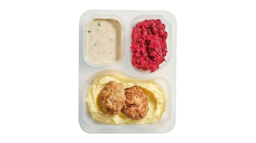 Minced Cutlets in Mushroom Sauce with Mashed Potatoes and Beets