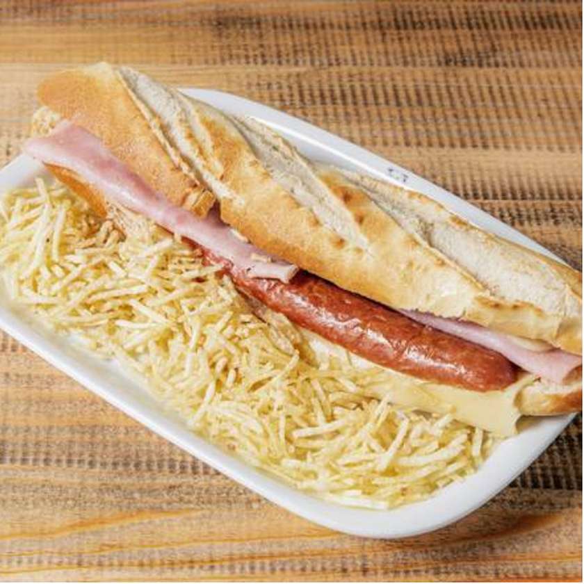 Cachorro à Cabeças