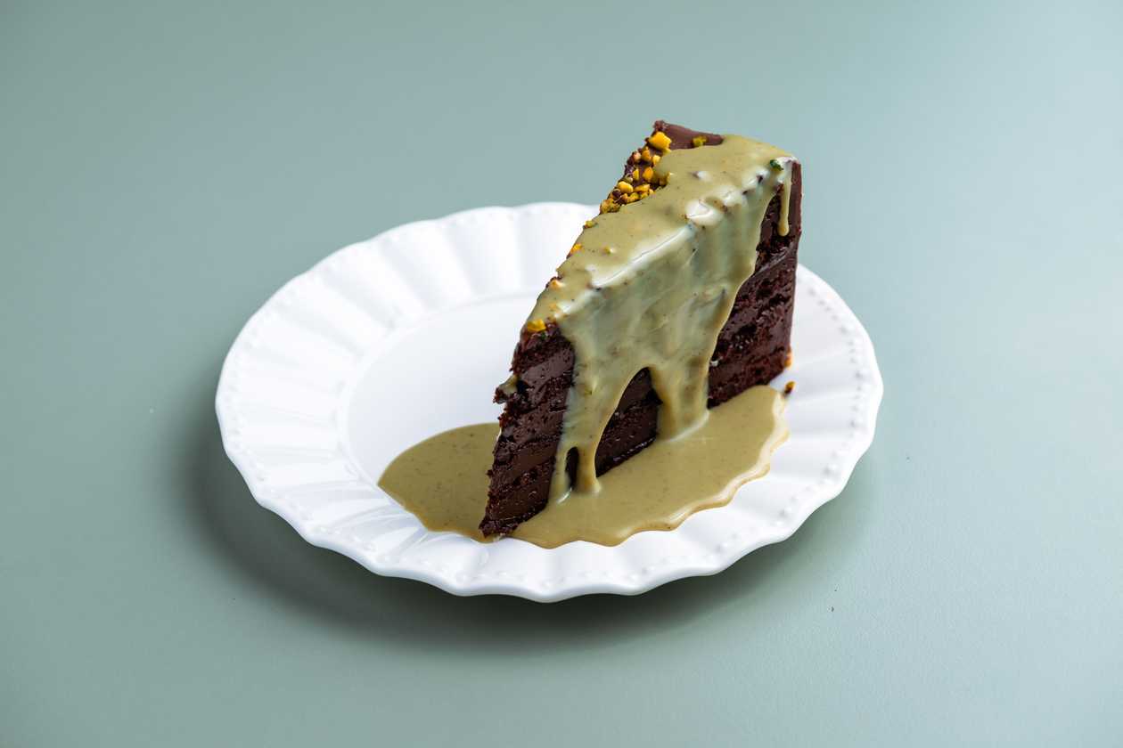 Tort de Ciocolată cu Fistic