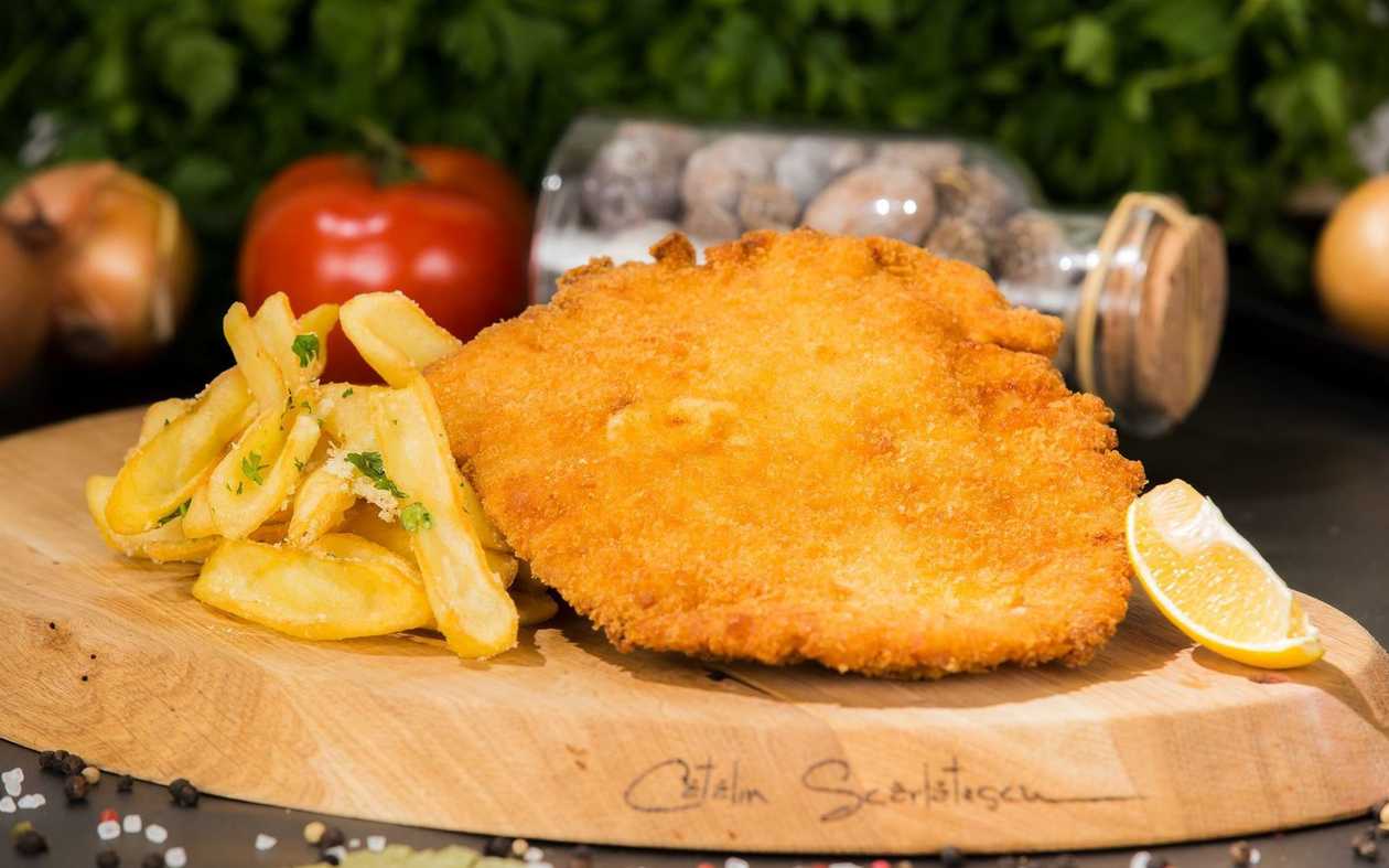 Chicken Schnitzel Menu with Pepsi