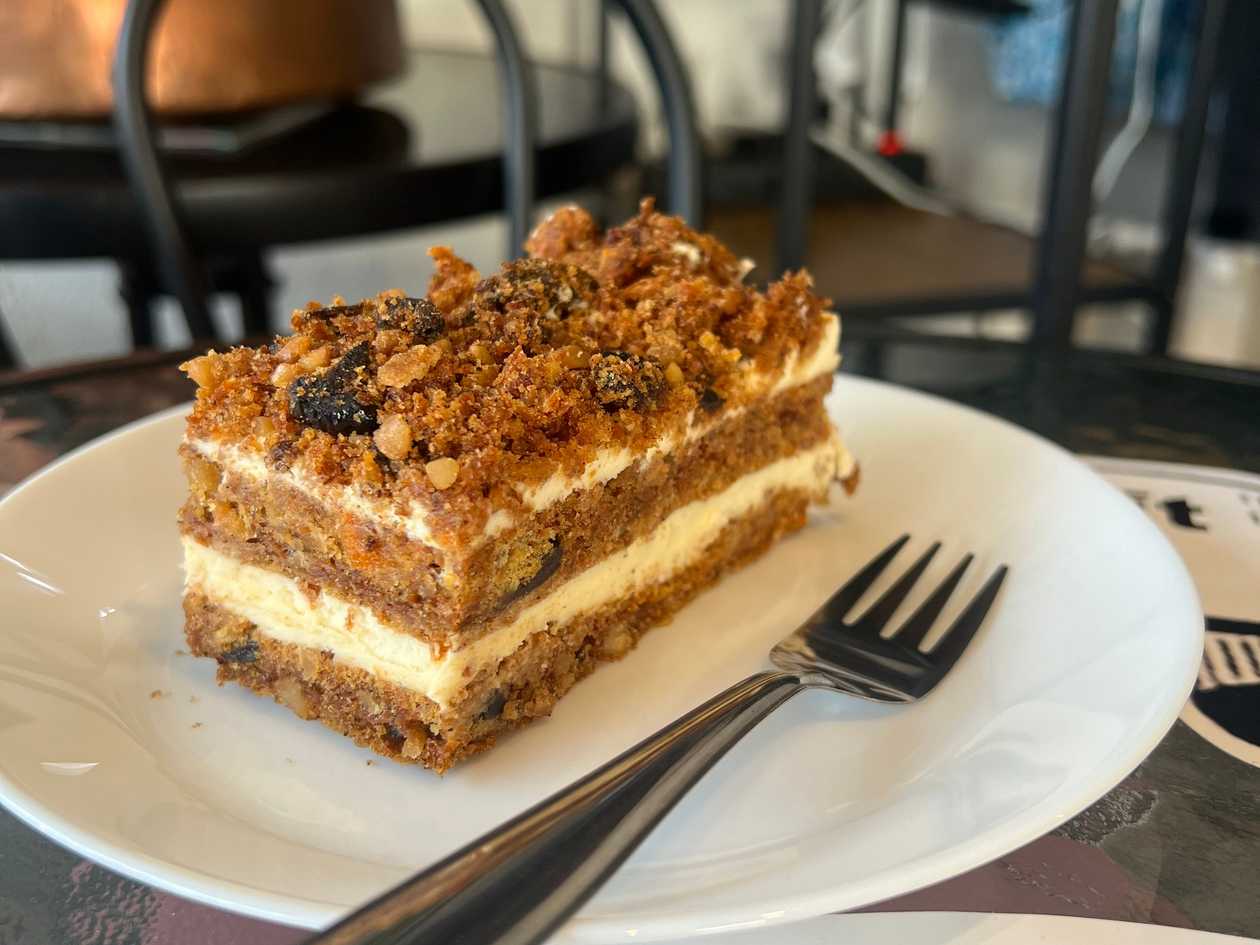 Морковный торт