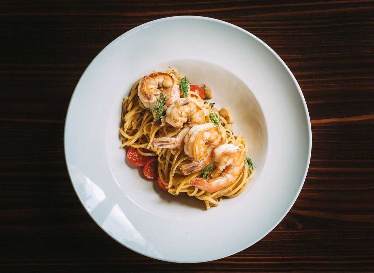 45. Linguine con Gamberetti e zucchine