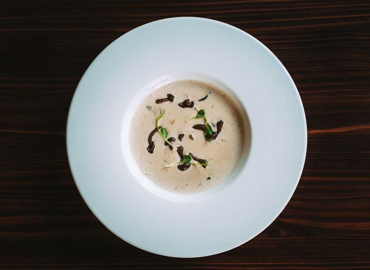 8. Zuppa di funghi champignon