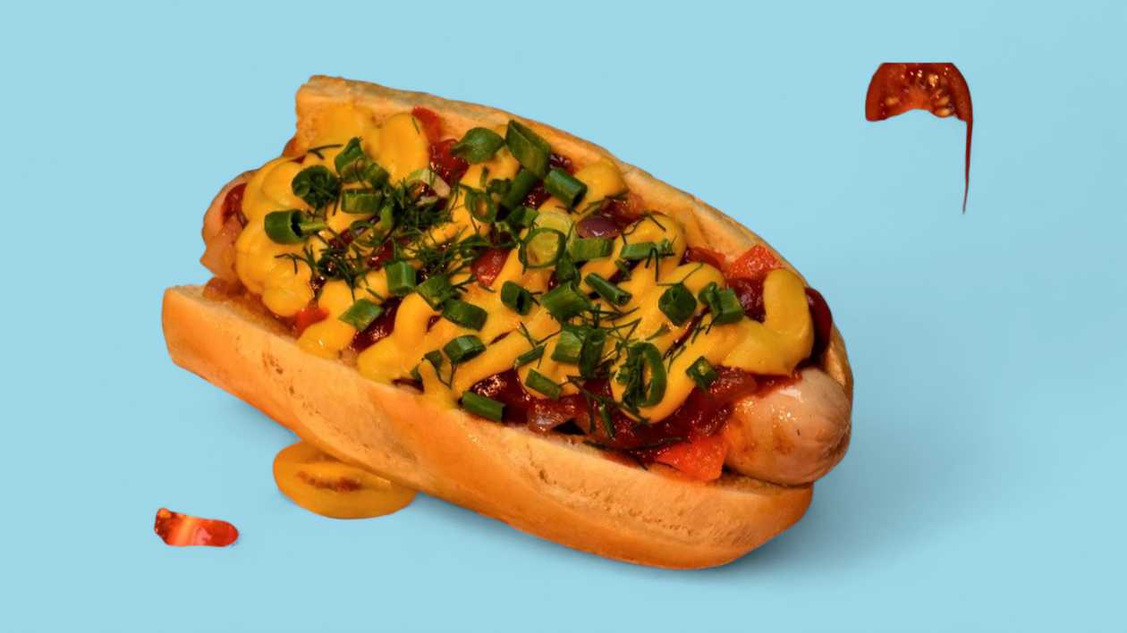 BRATWURST KING DOG