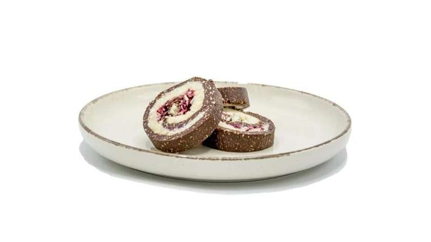 Ruladă de Cocos și Zmeură - Vegetarian, Fara Zahar, Fara Gluten, Fara Lactate