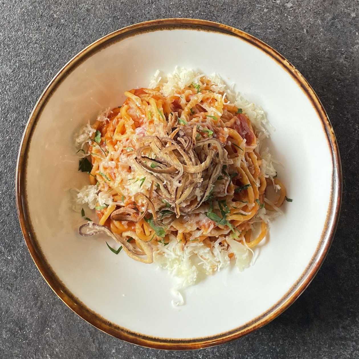 SPAGHETTI ALL´ AMATRICIANA