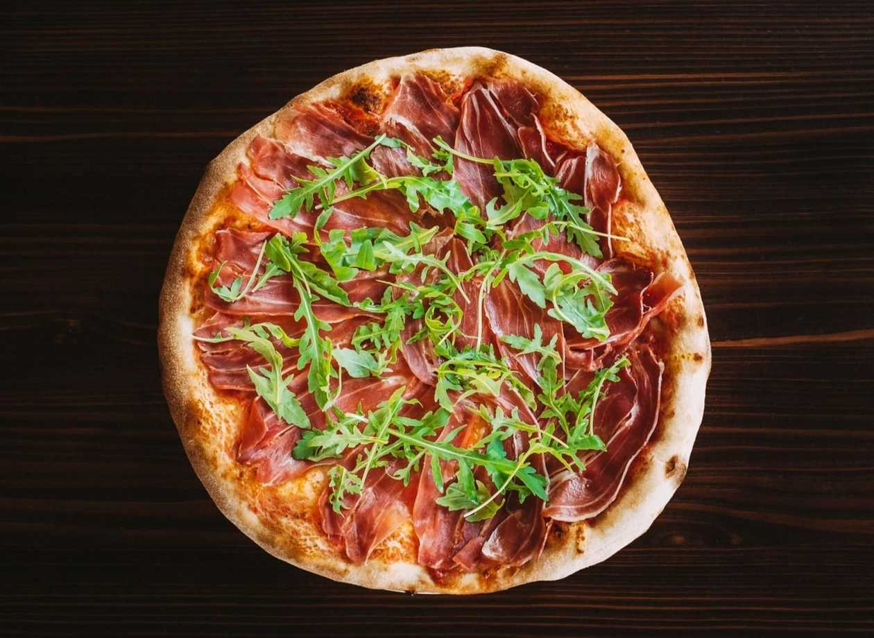 35. Con prosciutto crudo e'rucola