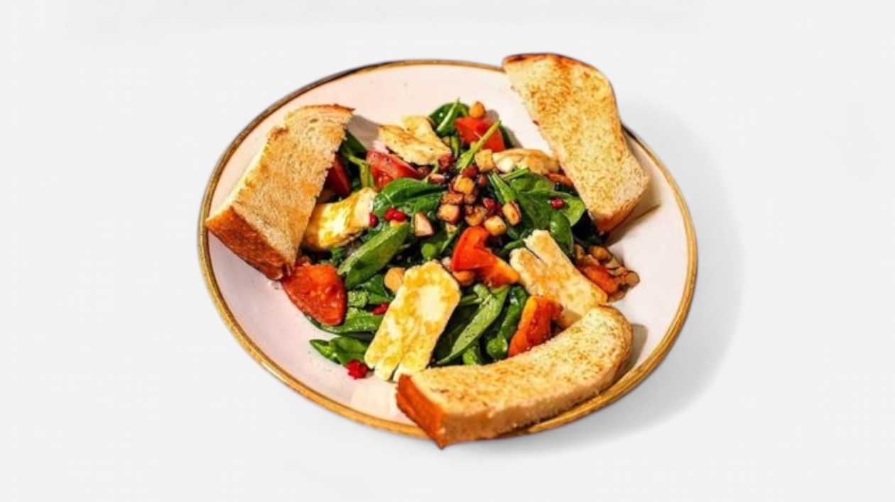 Mixed salads with grilled goat cheese