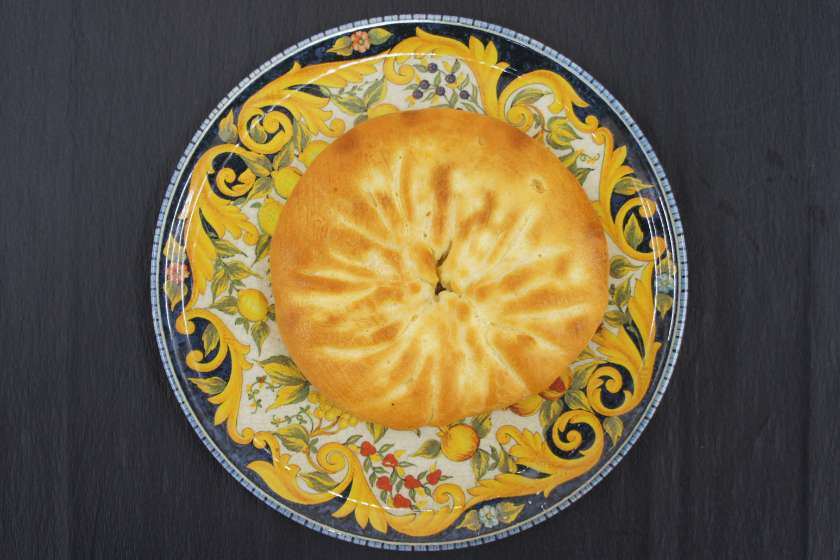 Khachapuri Kubdari
