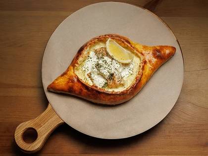 Хачапурі з лососем