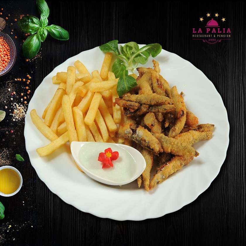 Meniu Hamsii si Catofi Prajiti