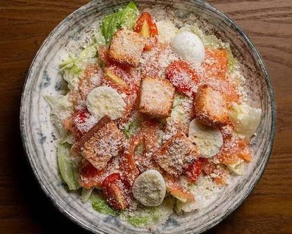 Салат з лососем