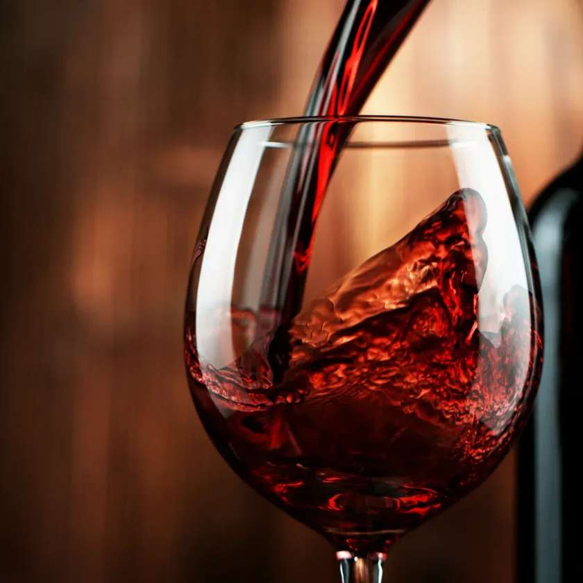 Matador Semi-Dry Wine TM "Tiziano" 0.5l