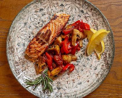 Лосось на грилі