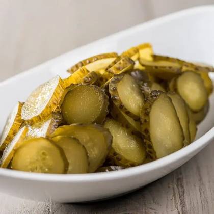 Salata de Castraveti Murati