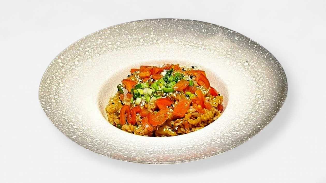 Wok orez cu pui si sos teriyaki