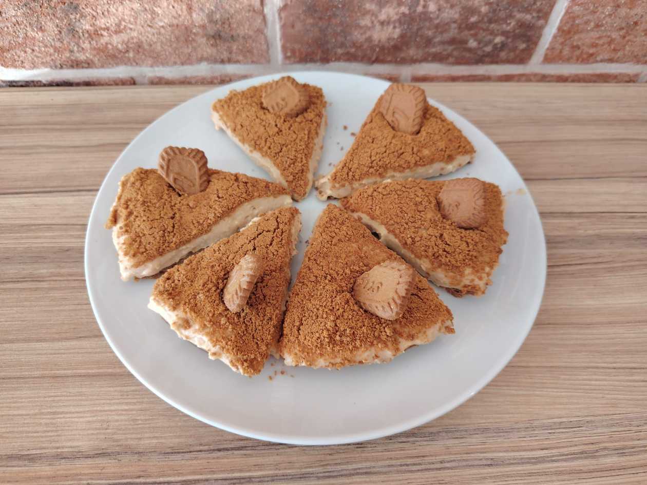 Lotuskový dort s drobenkou