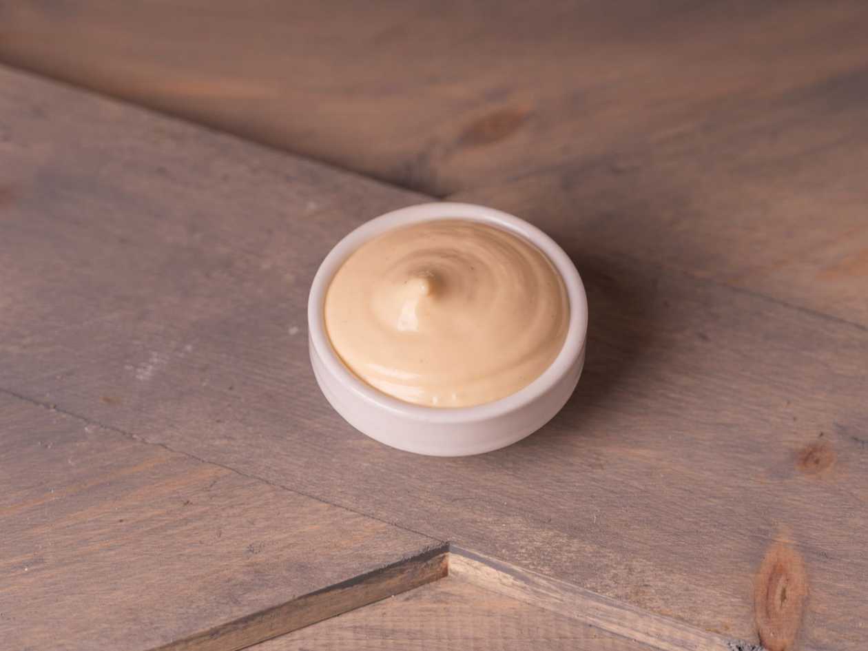 Česneková aioli s tymiánem