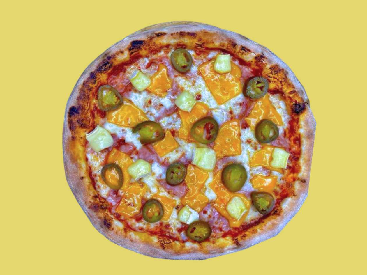 Cheesy pizza