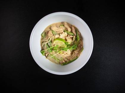 Rice Noodles with Chicken and Peanut Sauce
