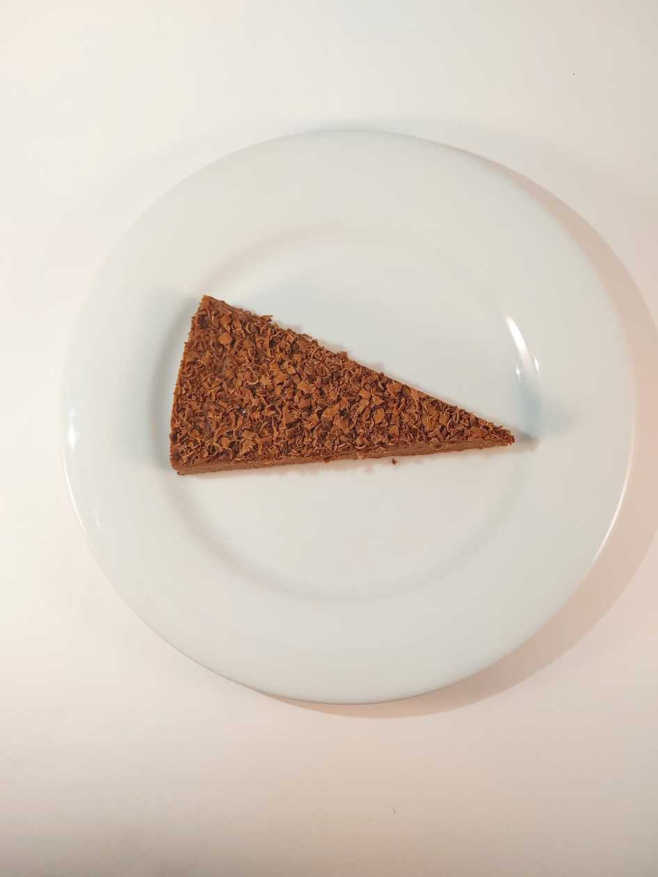 Chocolate mousse cake