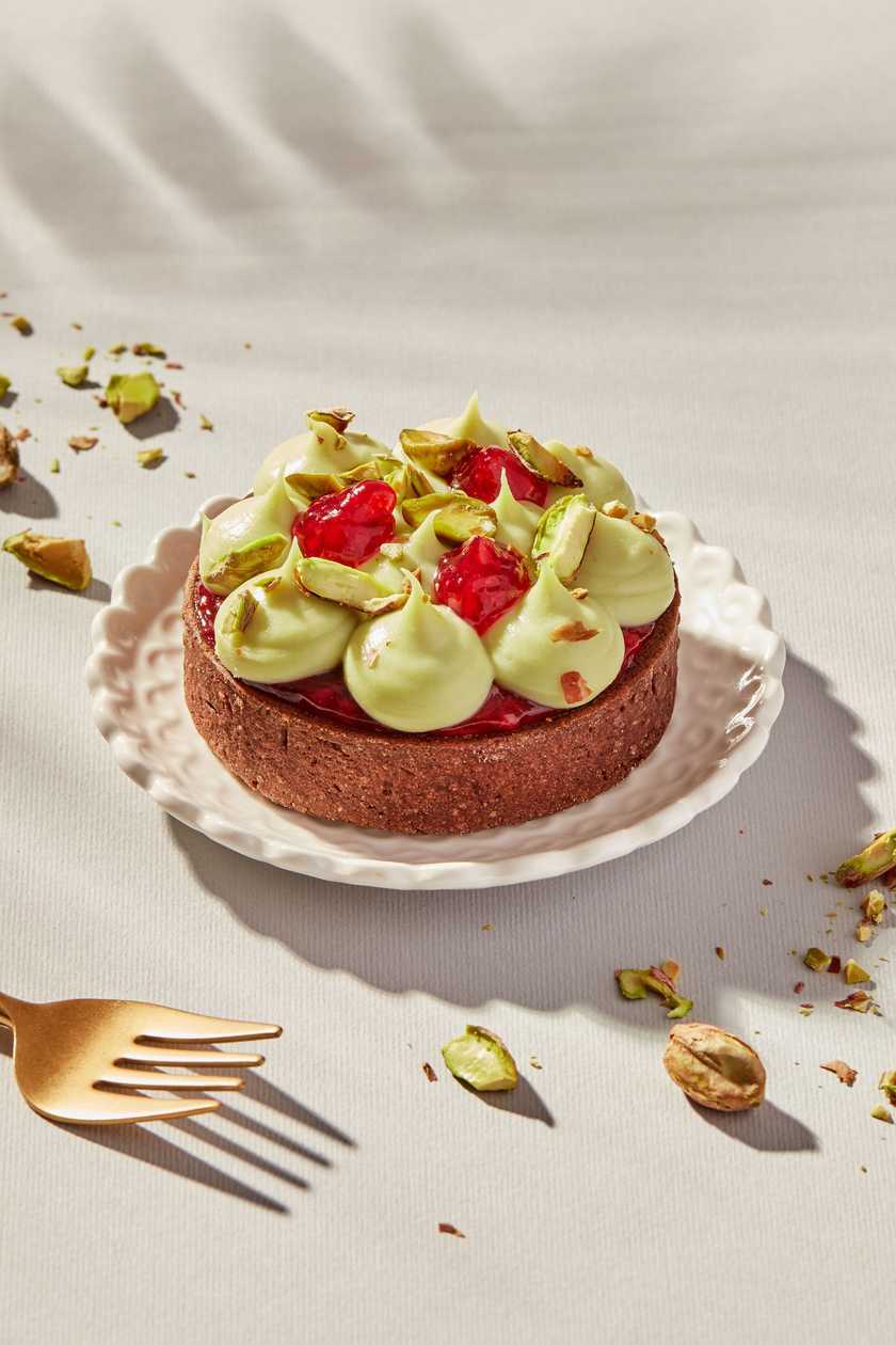 Tarta cu zmeura si crema de fistic