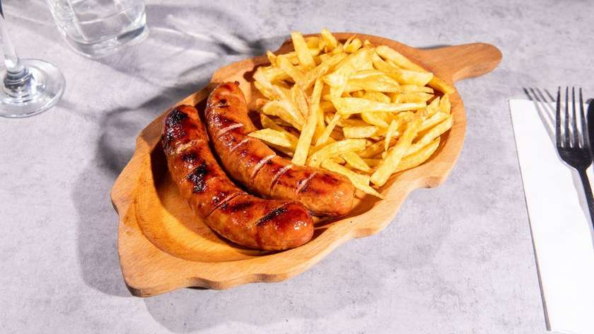 2 Cârnați Groși + Cartofi Prăjiți