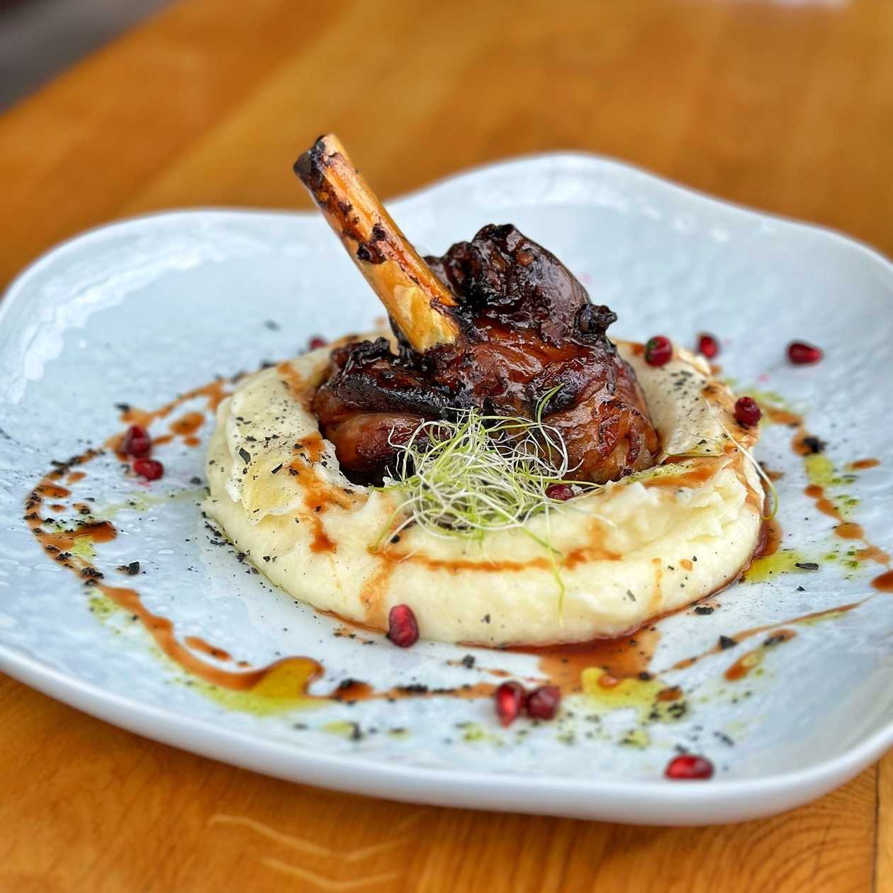 Lamb Shank with Mashed Potatoes