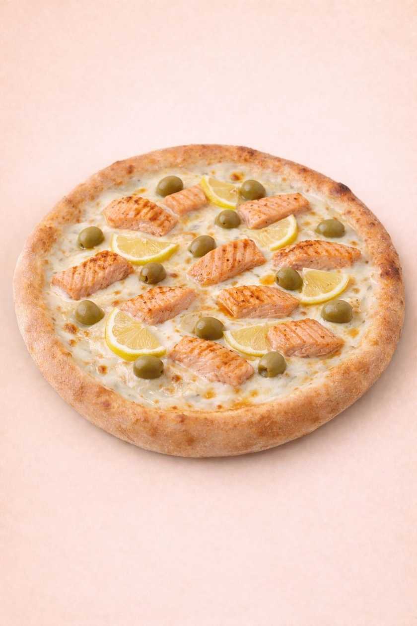 21. Pizza Salmone