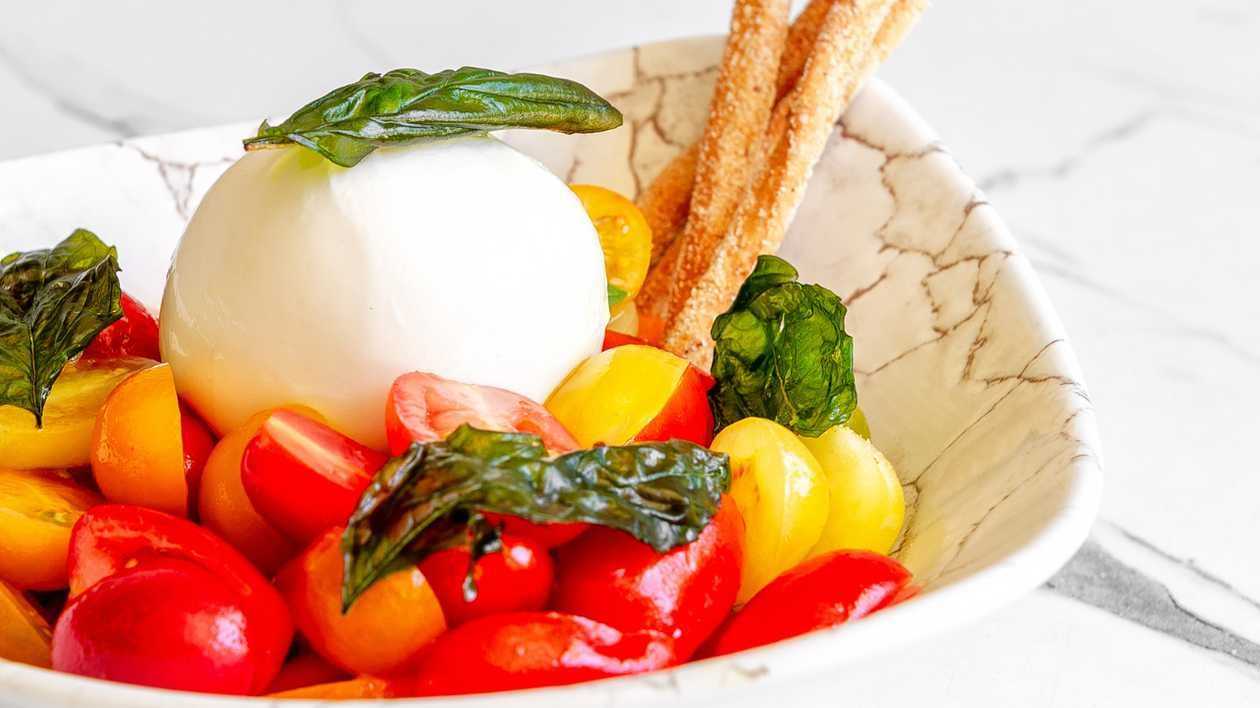 Burrata Caprese